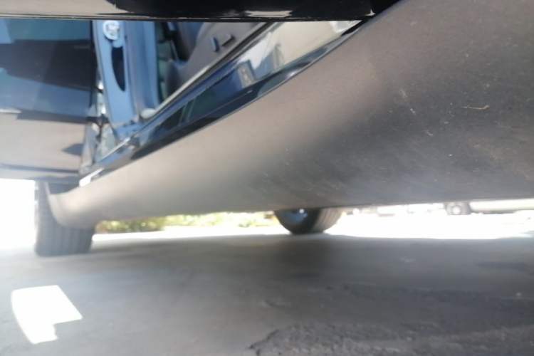 Used Tesla Model Y 2021 Revised Version 2 Long-Range All-Wheel-Drive Edition Right Side Sill