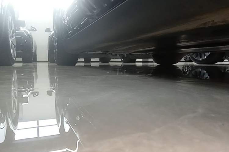 Used Tesla Model Y 2021 Standard Range Rear-Wheel Drive Version Right Side Sill
