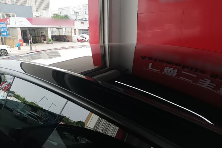 Used Tesla Model Y 2021 Standard Range Rear-Wheel Drive Version Roof