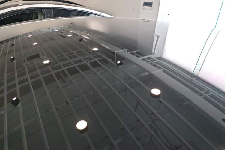 Used Tesla Model Y 2021 Revised Version 2 Long-Range All-Wheel-Drive Edition Roof