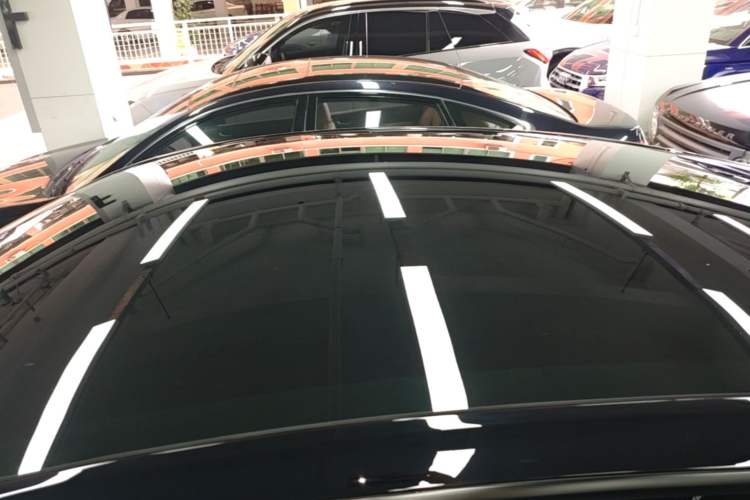 Used Tesla Model Y 2021 Long-Range All-Wheel-Drive Version 3D7 Roof