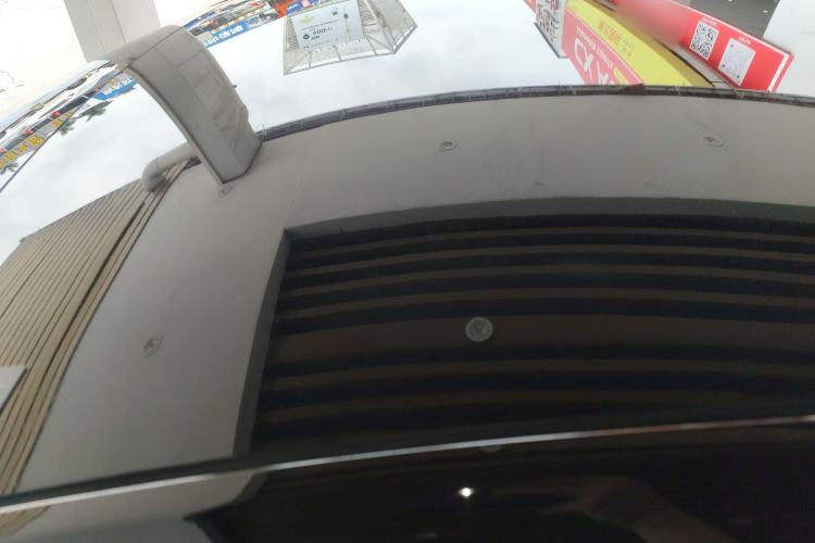 Used Tesla Model Y 2021 Long-Range All-Wheel-Drive Version Roof
