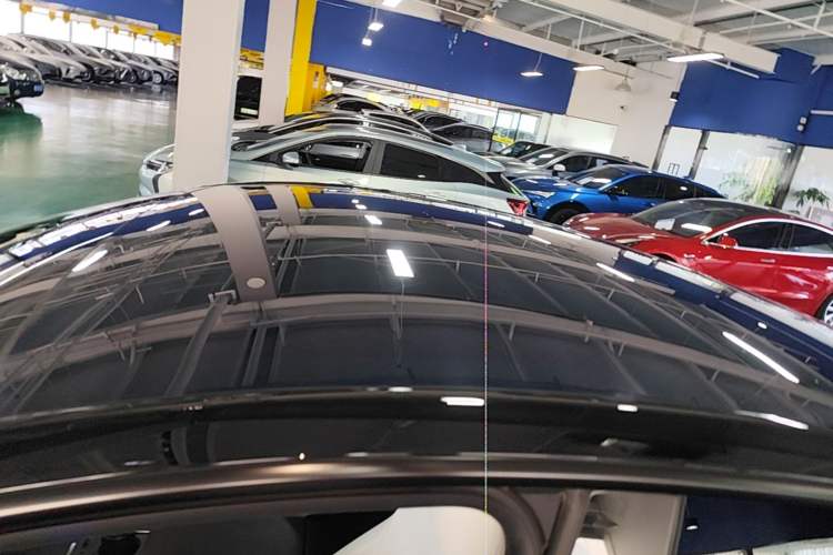 Used Tesla Model Y 2021 Long-Range All-Wheel-Drive Version 3D7 Roof