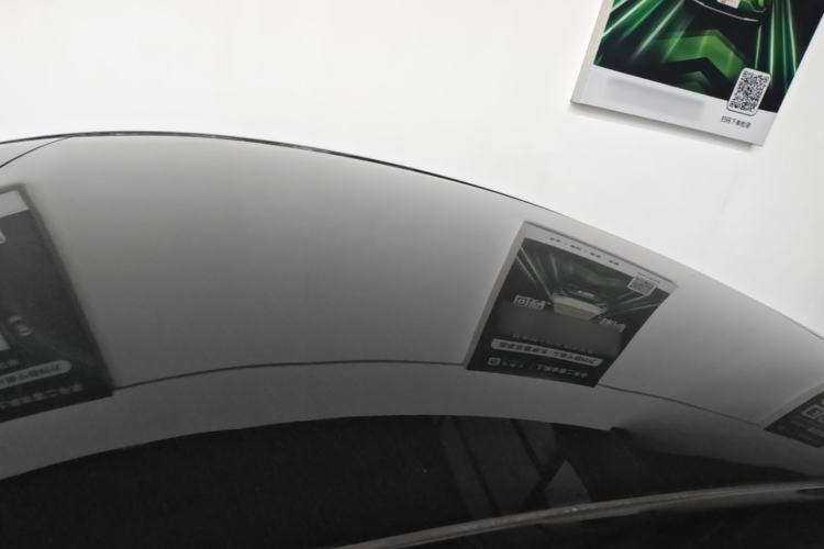 Used Tesla Model Y 2021 Long-Range All-Wheel-Drive Version Roof