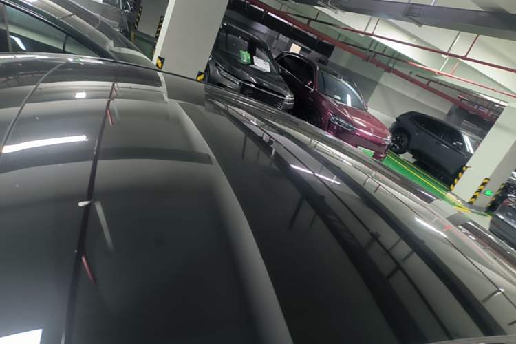 Used Tesla Model Y 2021 Long-Range All-Wheel-Drive Version 3D7 Roof