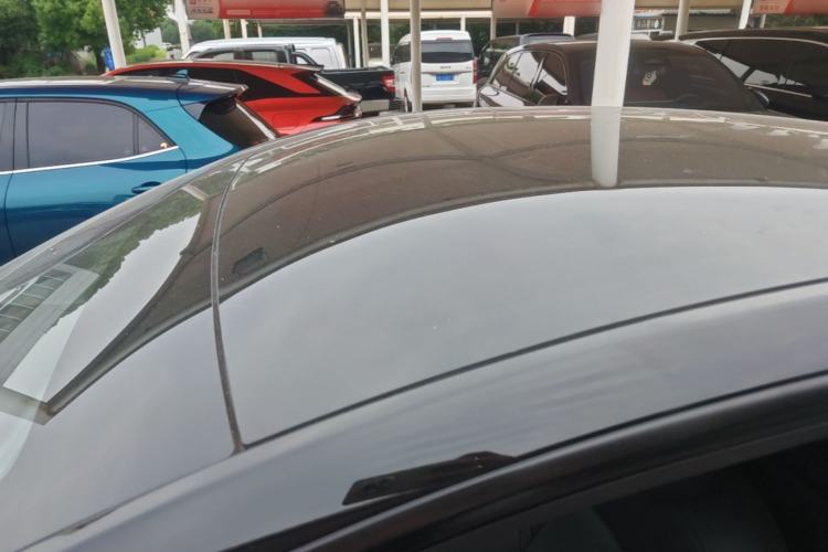 Used Tesla Model Y 2021 Standard Range Rear-Wheel Drive Version Roof