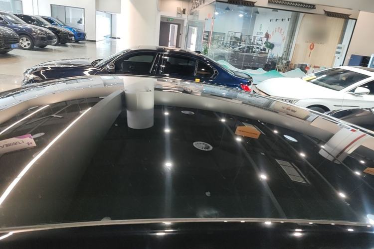 Used Tesla Model Y 2021 Long-Range All-Wheel-Drive Version Roof