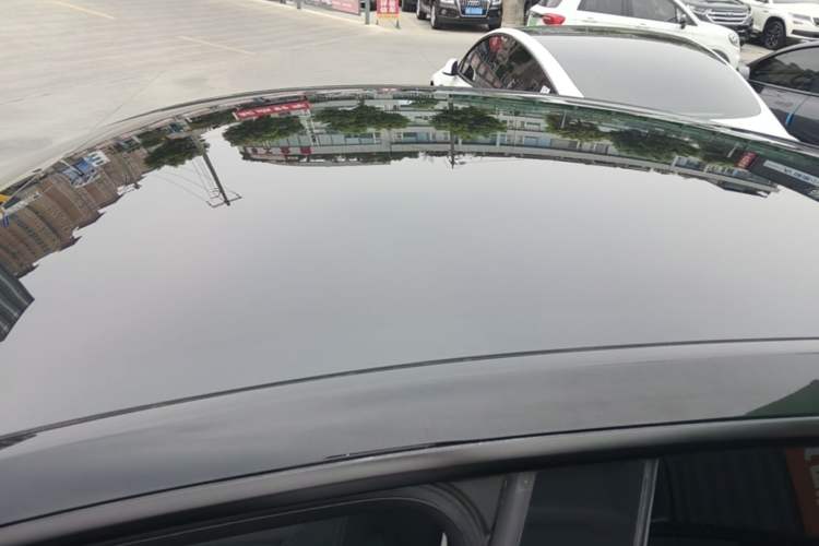 Used Tesla Model Y 2021 Long-Range All-Wheel-Drive Version 3D7 Roof