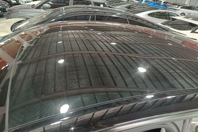 Used Tesla Model Y 2021 Standard Range Rear-Wheel Drive Version Roof