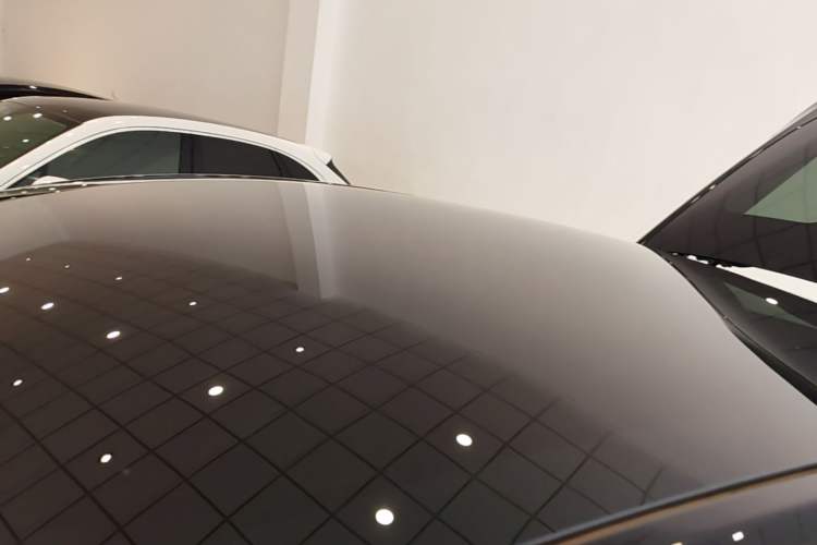 Used Tesla Model Y 2021 Long-Range All-Wheel-Drive Version Roof