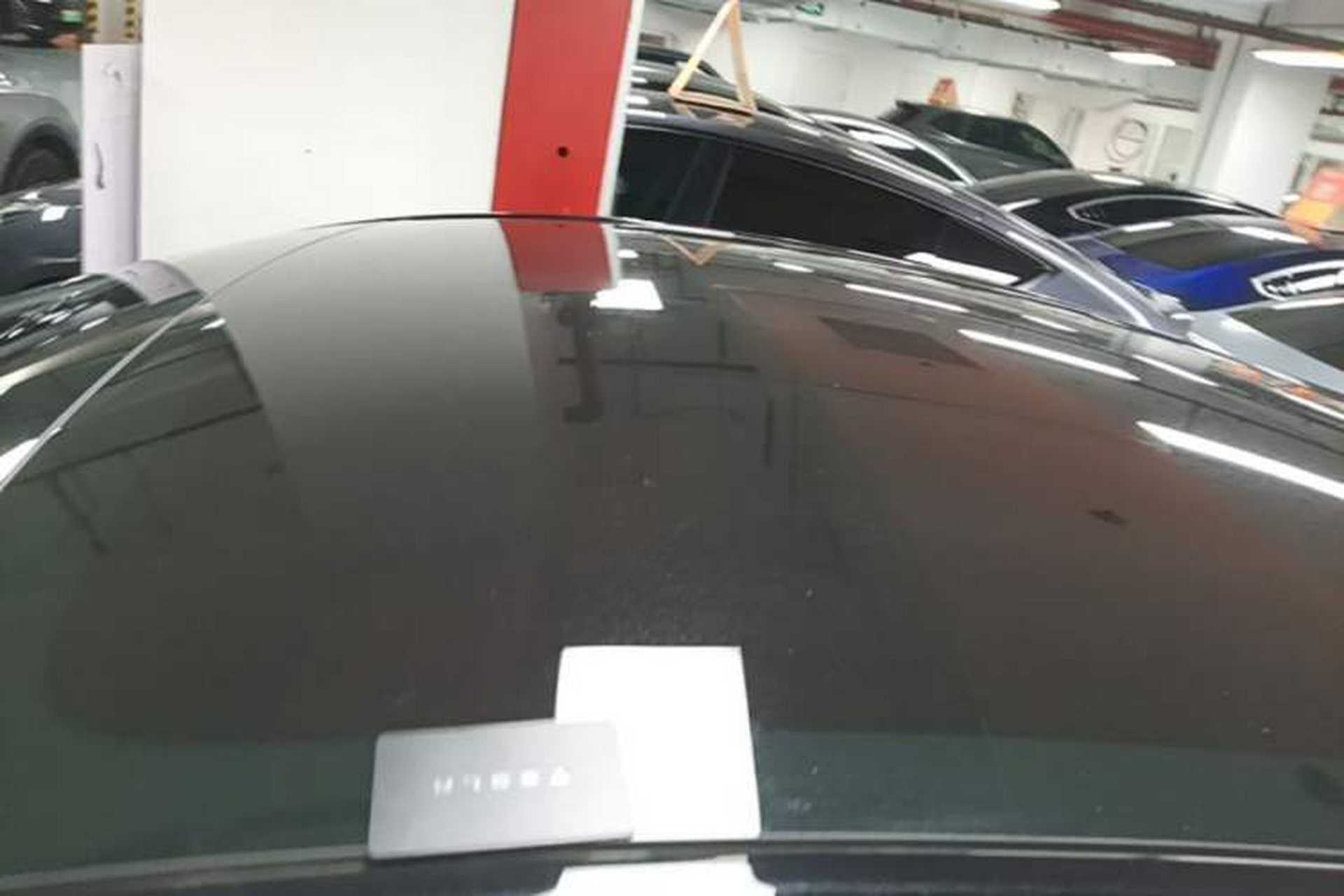Used Tesla Model Y 2021 Long-Range All-Wheel-Drive Version Roof