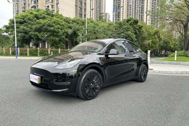 Used Tesla Model Y 2021 Standard Range Rear-Wheel Drive Version