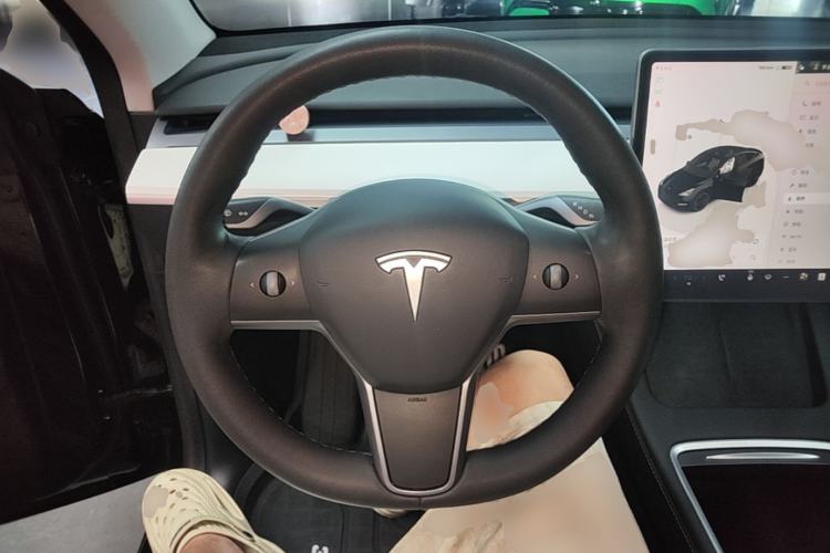 Used Tesla Model Y 2021 Performance High-Performance All-Wheel-Drive Version Steering Wheel
