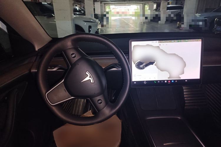 Used Tesla Model Y 2021 Standard Range Rear-Wheel Drive Version Steering Wheel