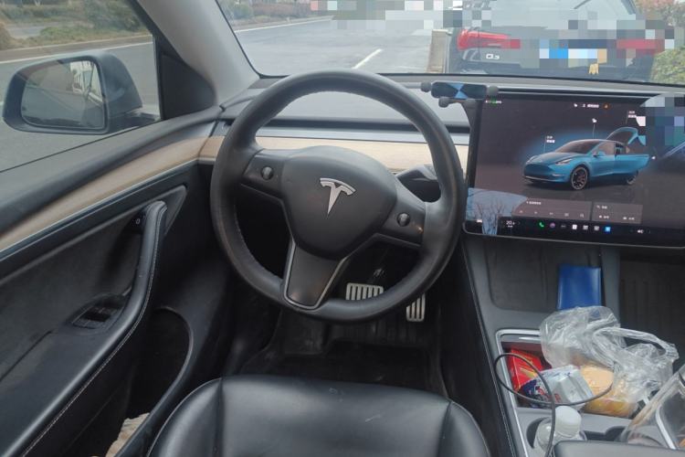 Used Tesla Model Y 2021 Performance High-Performance All-Wheel-Drive Version Steering Wheel