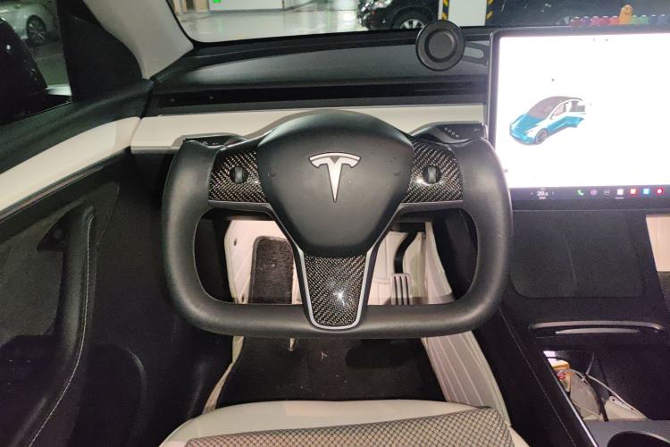 Used Tesla Model Y 2021 Performance High-Performance All-Wheel-Drive Version Steering Wheel