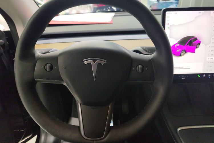 Used Tesla Model Y 2021 Standard Range Rear-Wheel Drive Version Steering Wheel