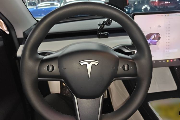 Used Tesla Model Y 2021 Performance High-Performance All-Wheel-Drive Version Steering Wheel