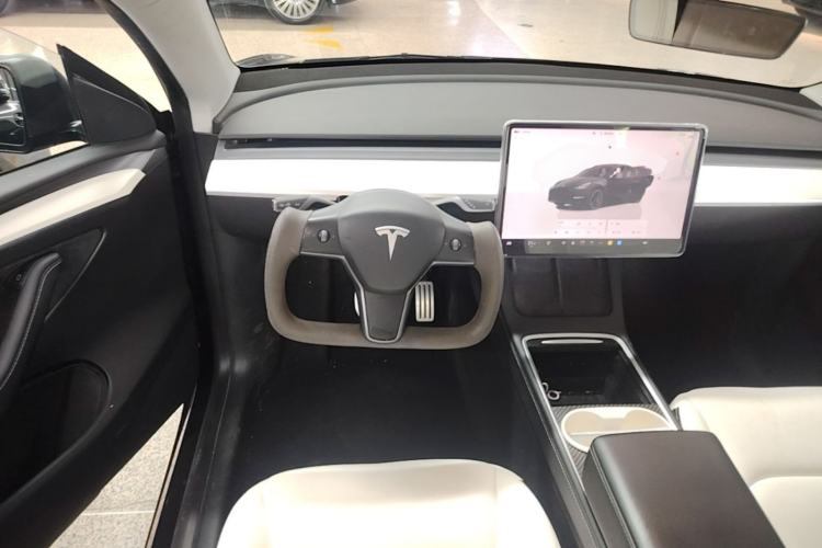 Used Tesla Model Y 2021 Performance High-Performance All-Wheel-Drive Version Steering Wheel