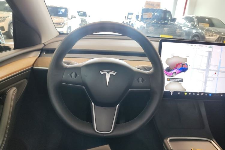 Used Tesla Model Y 2021 Long-Range All-Wheel-Drive Version Steering Wheel