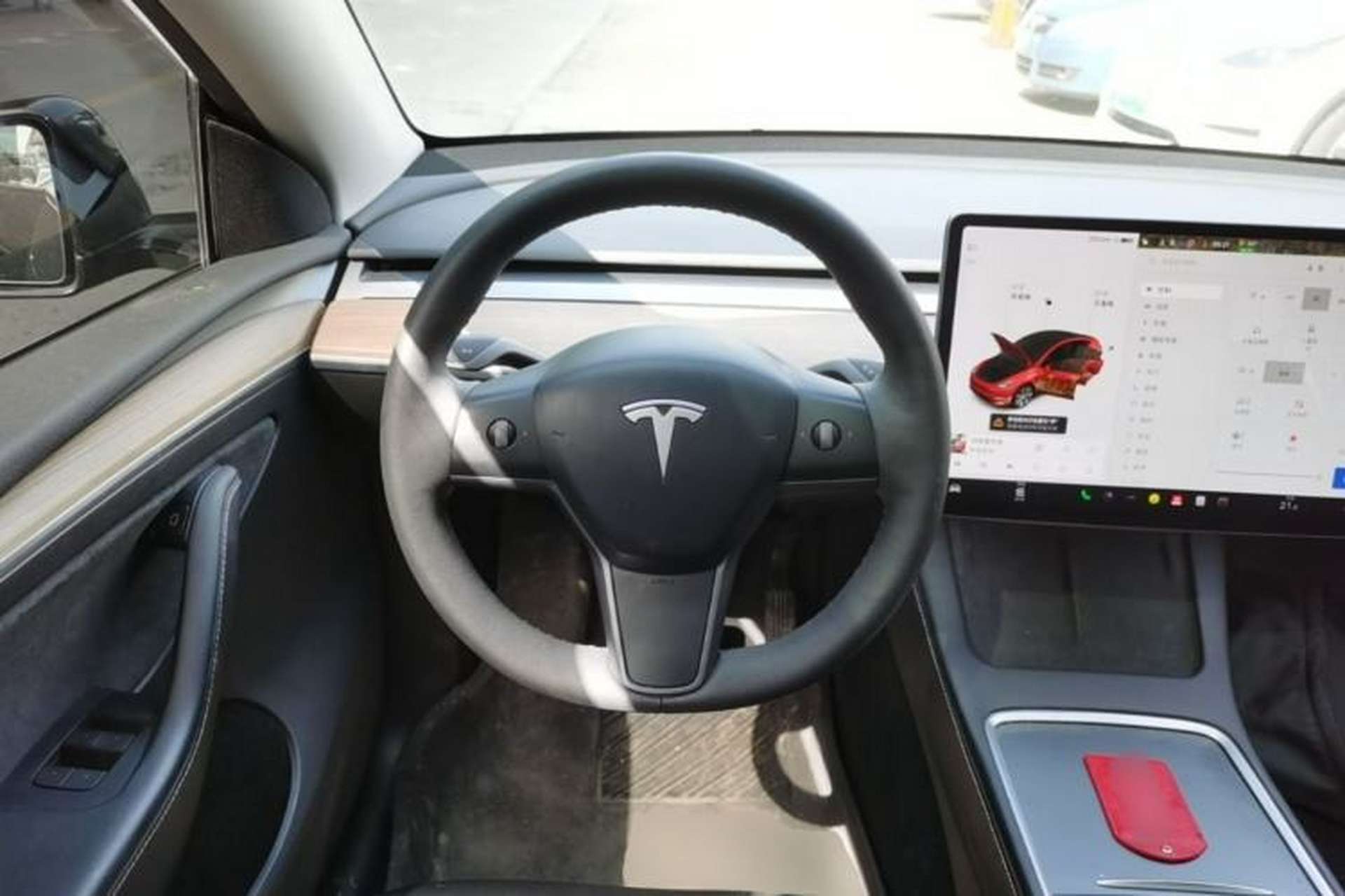 Used Tesla Model Y 2021 Standard Range Rear-Wheel Drive Version Steering Wheel