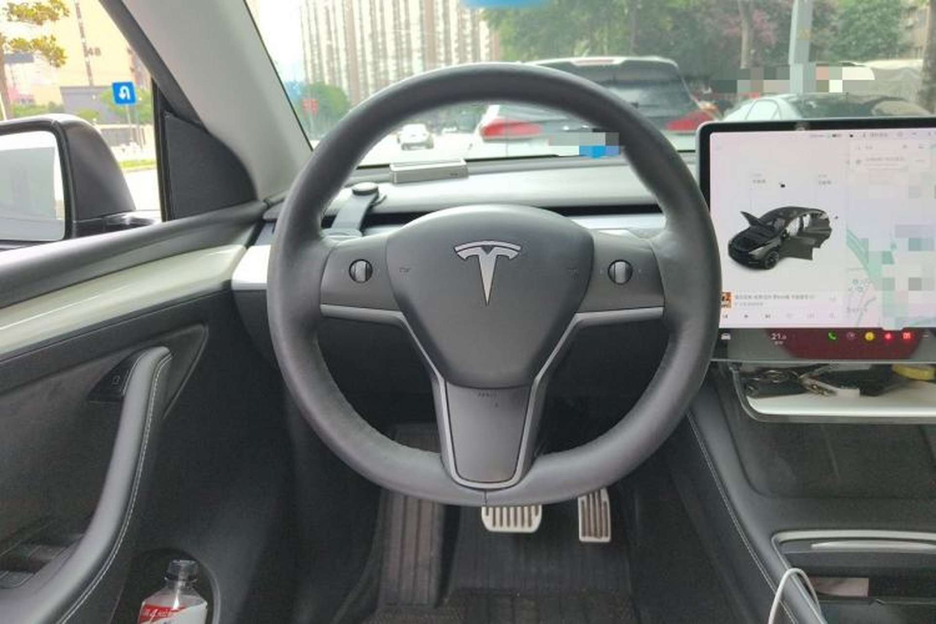 Used Tesla Model Y 2021 Long-Range All-Wheel-Drive Version 3D7 Steering Wheel