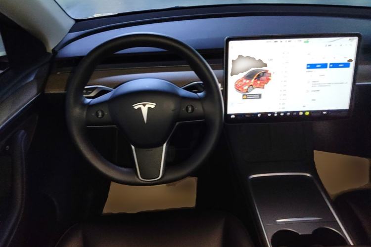 Used Tesla Model Y 2021 Standard Range Rear-Wheel Drive Version Steering Wheel