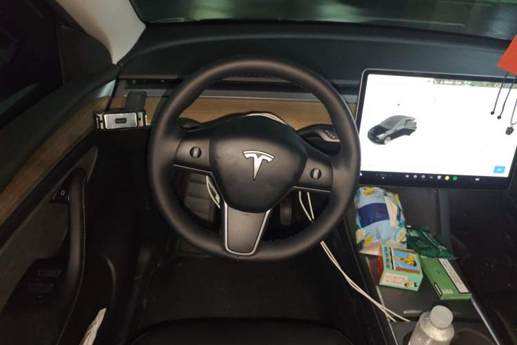 Used Tesla Model Y 2021 Long-Range All-Wheel-Drive Version 3D7 Steering Wheel
