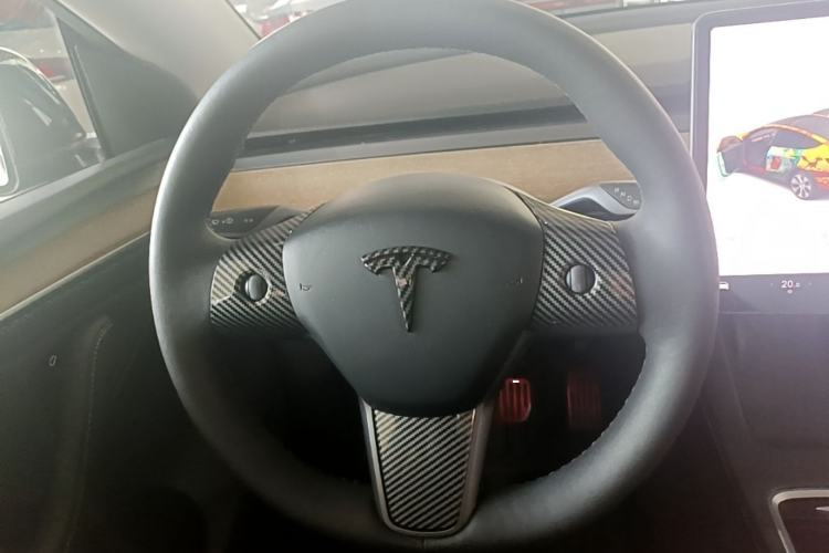 Used Tesla Model Y 2021 Long-Range All-Wheel-Drive Version 3D7 Steering Wheel