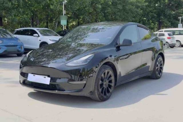 Used Tesla Model Y 2021 Standard Range Rear-Wheel Drive Version