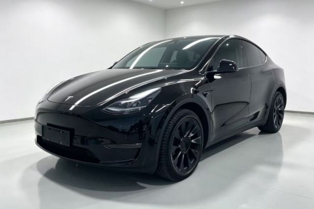 Used Tesla Model Y 2021 Standard Range Rear-Wheel Drive Version