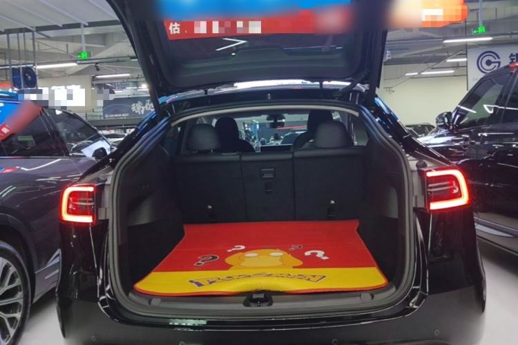 Used Tesla Model Y 2021 Long-Range All-Wheel-Drive Version 3D7 Trunk