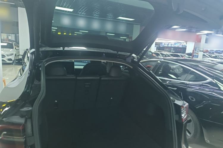 Used Tesla Model Y 2021 Standard Range Rear-Wheel Drive Version Trunk