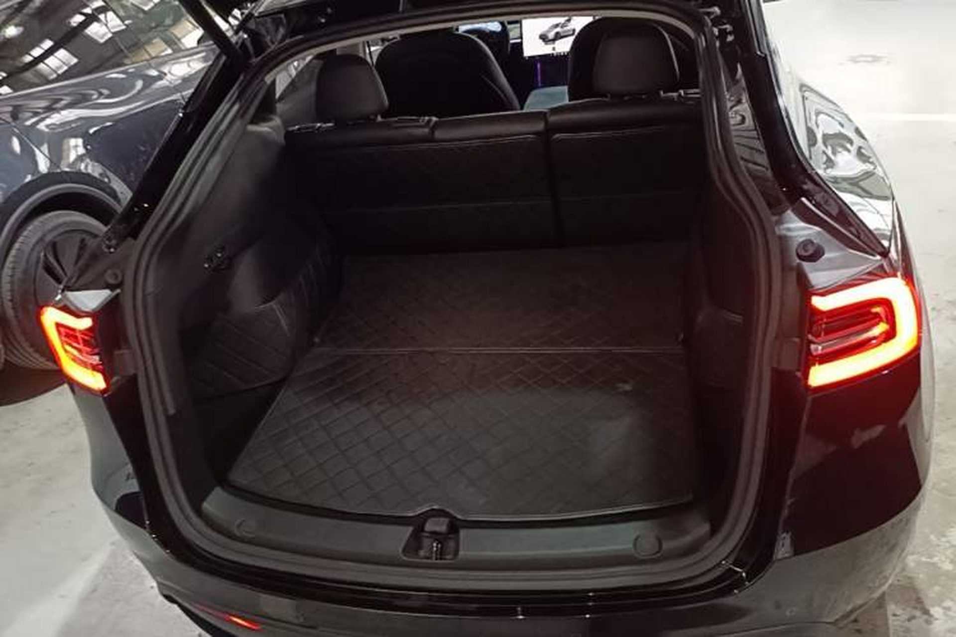 Used Tesla Model Y 2021 Performance High-Performance All-Wheel-Drive Version Trunk