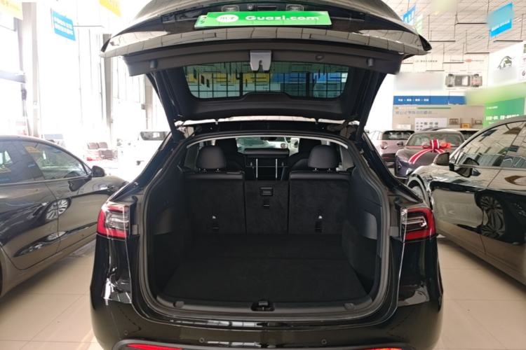 Used Tesla Model Y 2021 Revised Version 2 Long-Range All-Wheel-Drive Edition Trunk