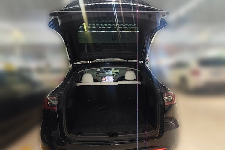 Used Tesla Model Y 2021 Performance High-Performance All-Wheel-Drive Version Trunk