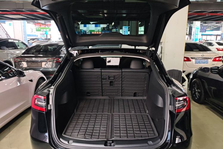 Used Tesla Model Y 2021 Performance High-Performance All-Wheel-Drive Version Trunk