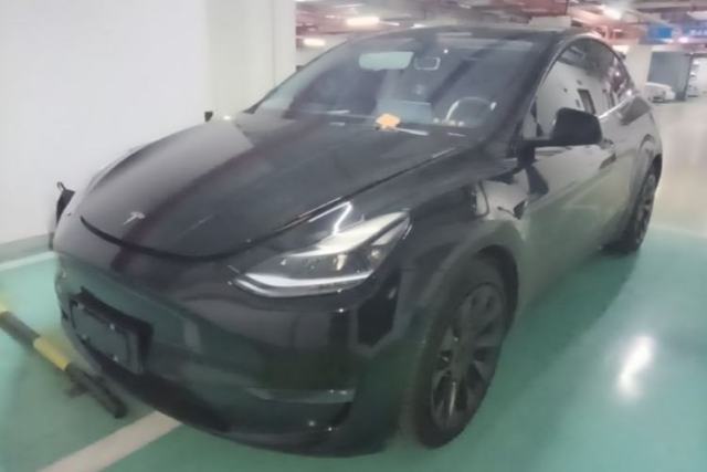 Used Tesla Model Y 2021 Standard Range Rear-Wheel Drive Version