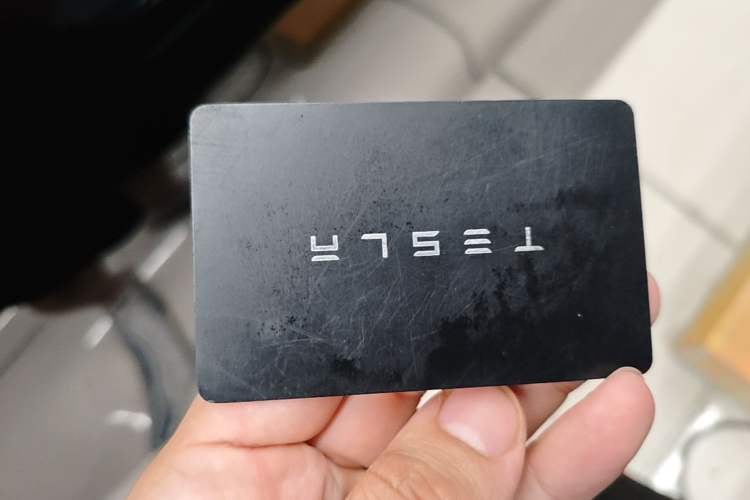 Used Tesla Model Y 2021 Long-Range All-Wheel-Drive Version 3D7 Vehicle Key