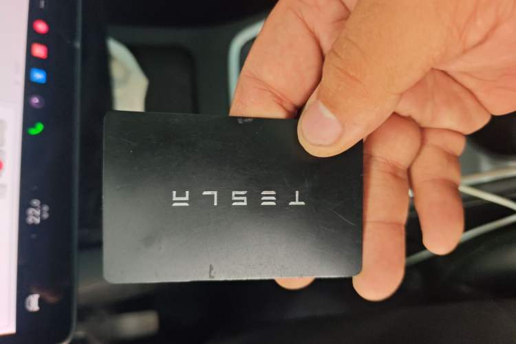 Used Tesla Model Y 2021 Standard Range Rear-Wheel Drive Version Vehicle Key