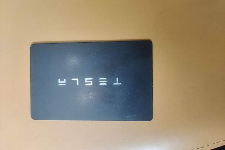 Used Tesla Model Y 2021 Long-Range All-Wheel-Drive Version 3D7 Vehicle Key