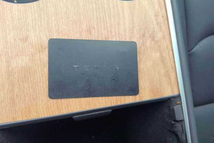 Used Tesla Model Y 2021 Standard Range Rear-Wheel Drive Version Vehicle Key