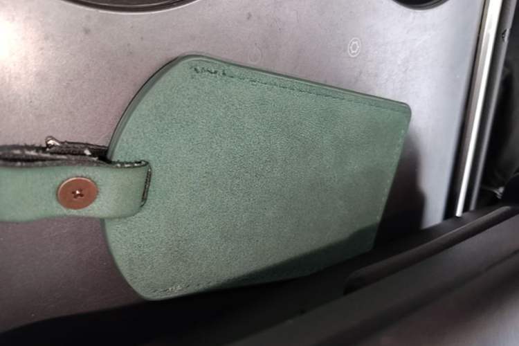 Used Tesla Model Y 2021 Standard Range Rear-Wheel Drive Version Vehicle Key
