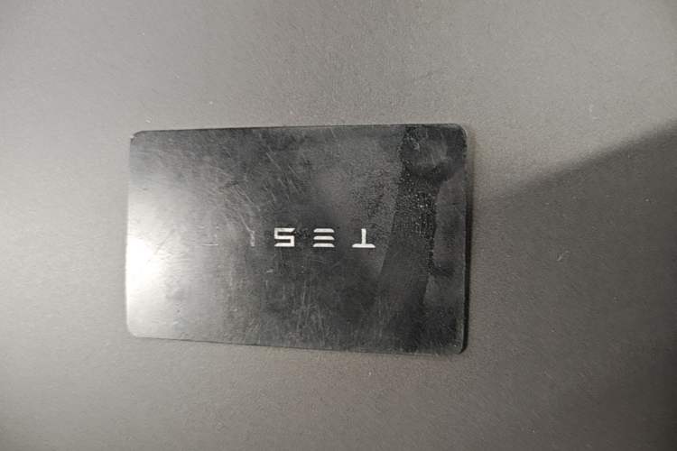 Used Tesla Model Y 2021 Standard Range Rear-Wheel Drive Version Vehicle Key