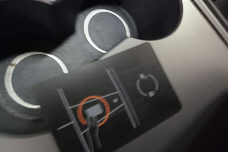 Used Tesla Model Y 2021 Standard Range Rear-Wheel Drive Version Vehicle Key