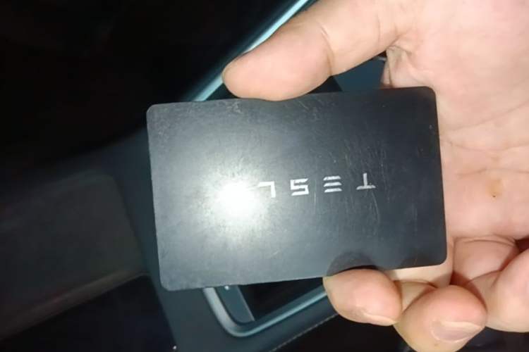 Used Tesla Model Y 2021 Standard Range Rear-Wheel Drive Version Vehicle Key