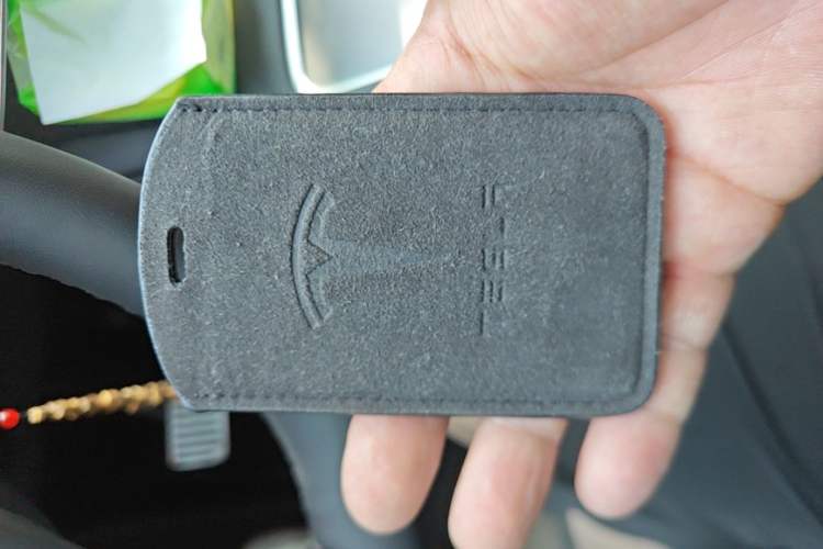 Used Tesla Model Y 2021 Standard Range Rear-Wheel Drive Version Vehicle Key