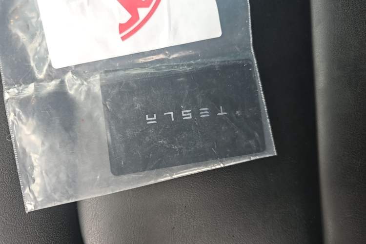 Used Tesla Model Y 2021 Standard Range Rear-Wheel Drive Version Vehicle Key