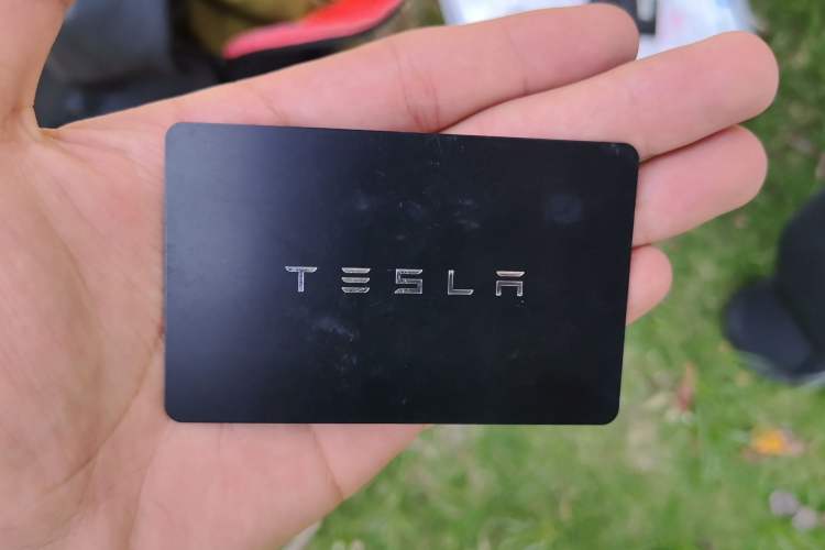 Used Tesla Model Y 2021 Standard Range Rear-Wheel Drive Version Vehicle Key