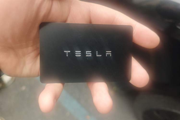 Used Tesla Model Y 2021 Standard Range Rear-Wheel Drive Version Vehicle Key